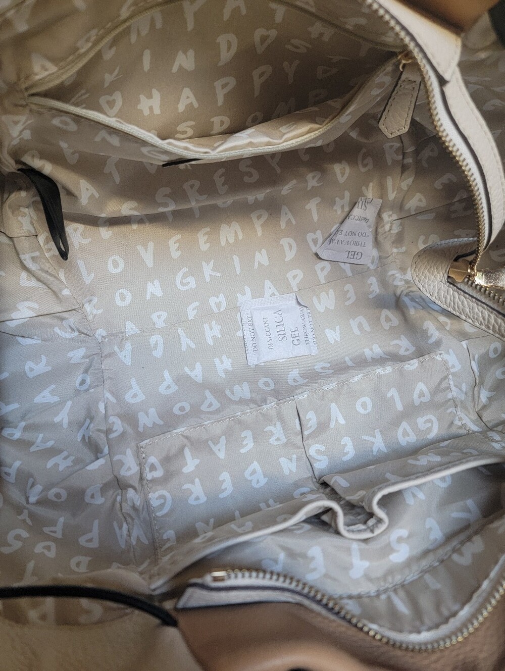 Gorgeous Aimee Kestenberg Leather Bag w/ Crystal Martini Key Fob Charm 🍸 - Picture 10 of 12